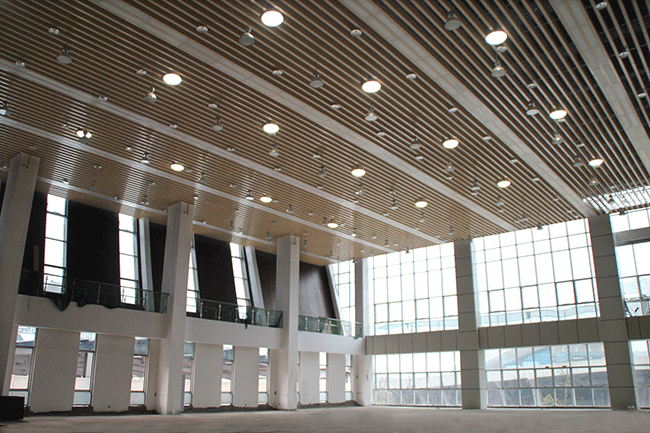 使用自然光照明系統(tǒng)的建筑空間 使用自然光照明系統(tǒng)的建筑空間