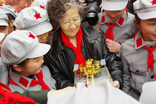 任弼時之女任遠(yuǎn)芳女士 任弼時之女任遠(yuǎn)芳女士